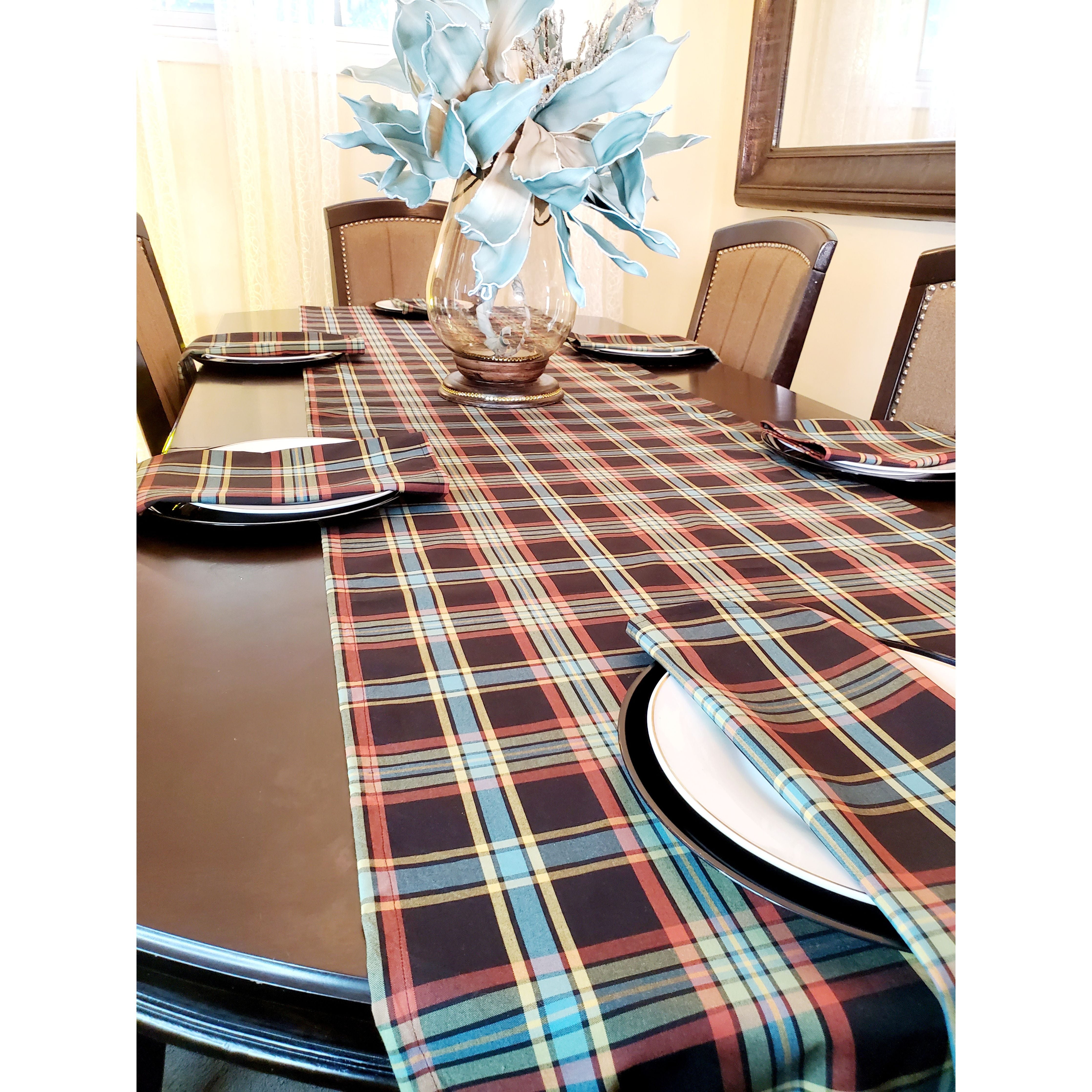 Fancy Plaid Table Runner Set