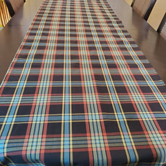 Fancy Plaid Table Runner Set