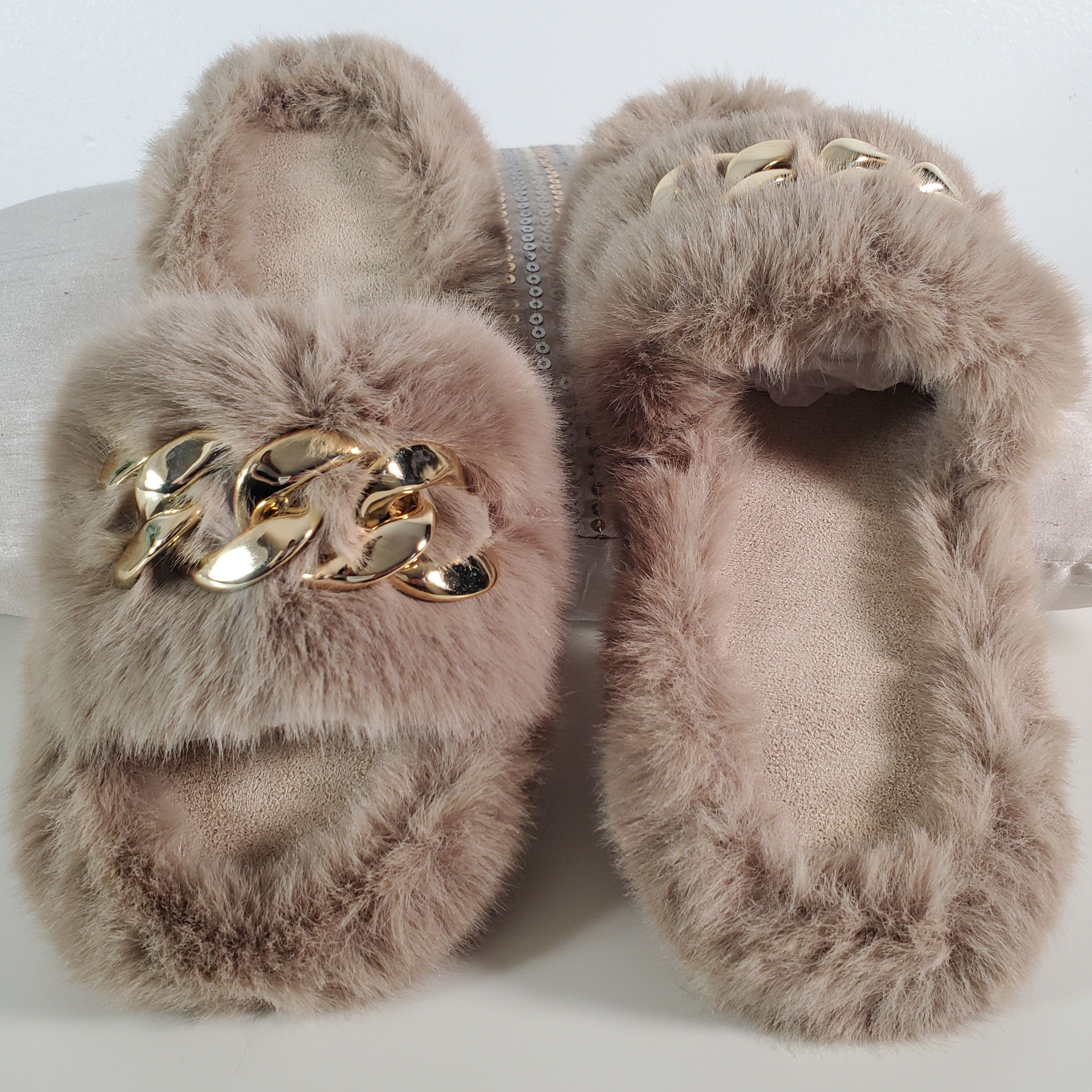 Khaki Gold Chain Thick Bottom Plush Slippers