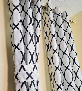 Geometric Black & White Curtains From Queen Set