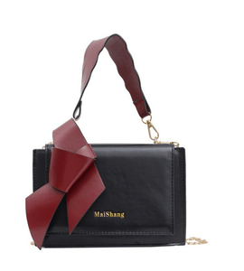 Elegant Crossbody Handbag