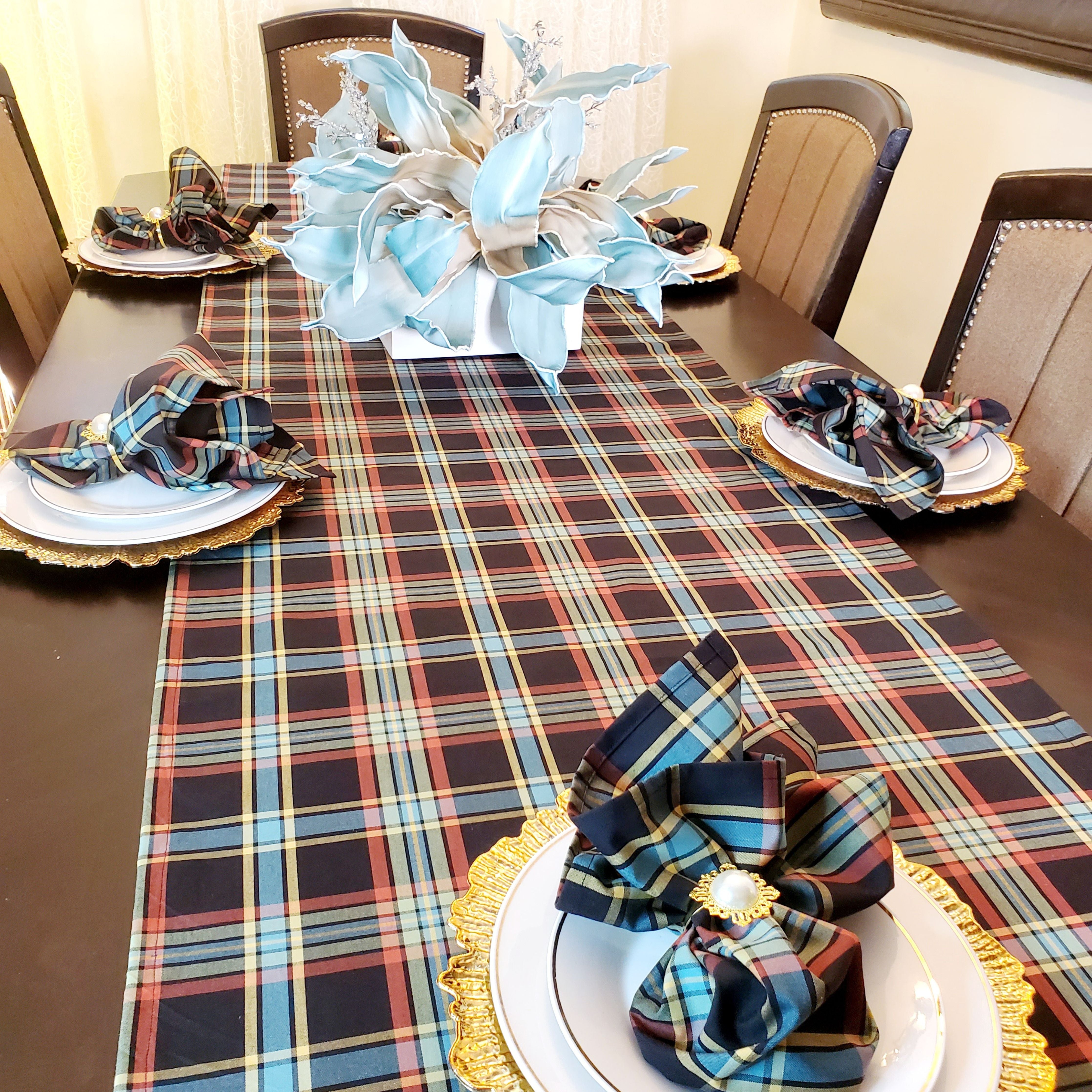 Fancy Plaid Table Runner Set