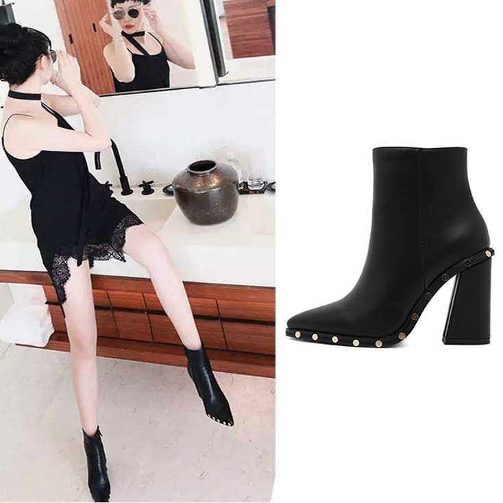 Rivet decoration pointed thick heel ankle boots