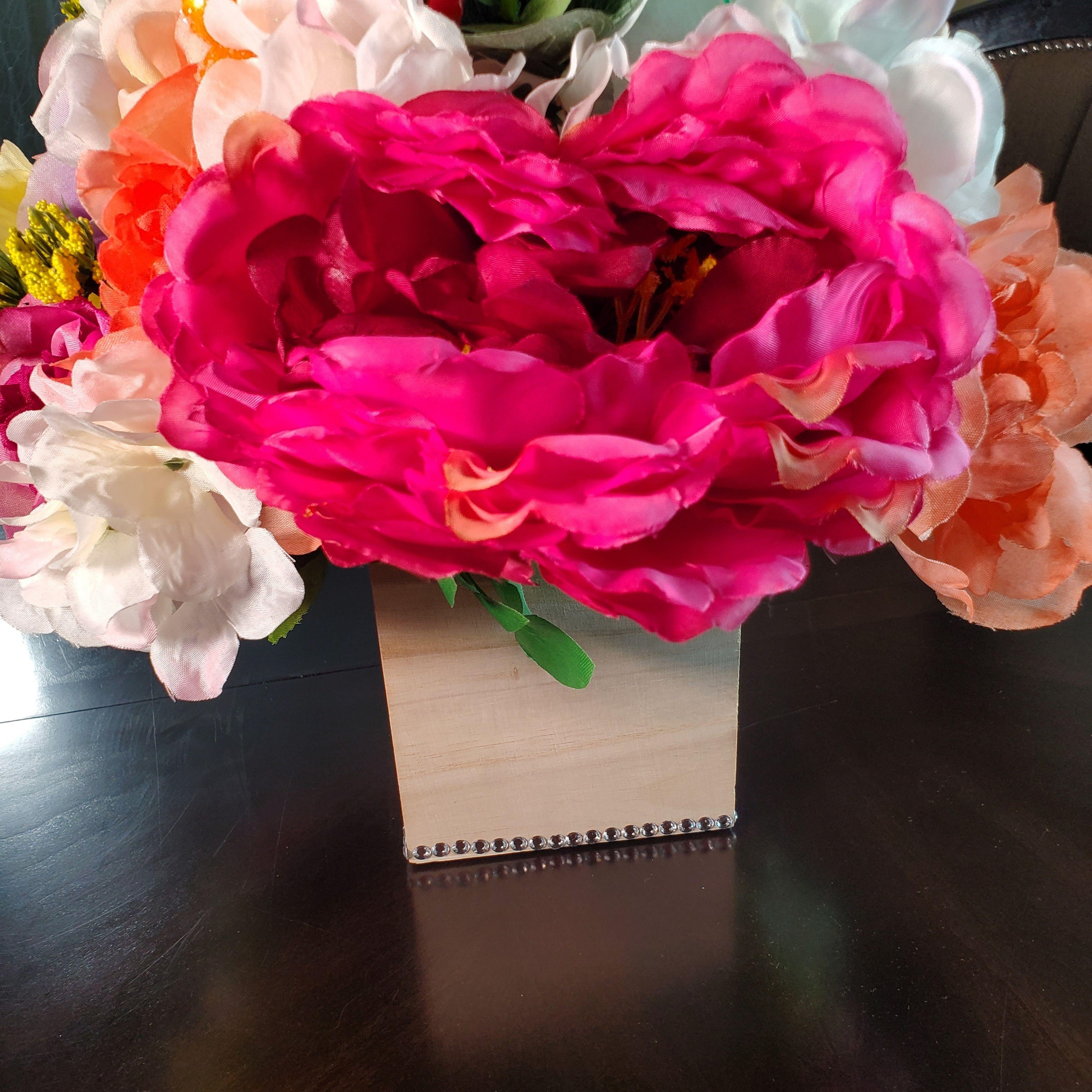 Wood Box Flower Centerpiece - Samarlie