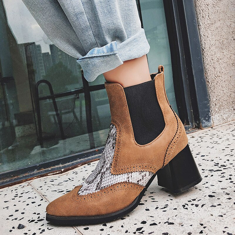 Sleeve pointed toe fashionable chunky heel ankle boots