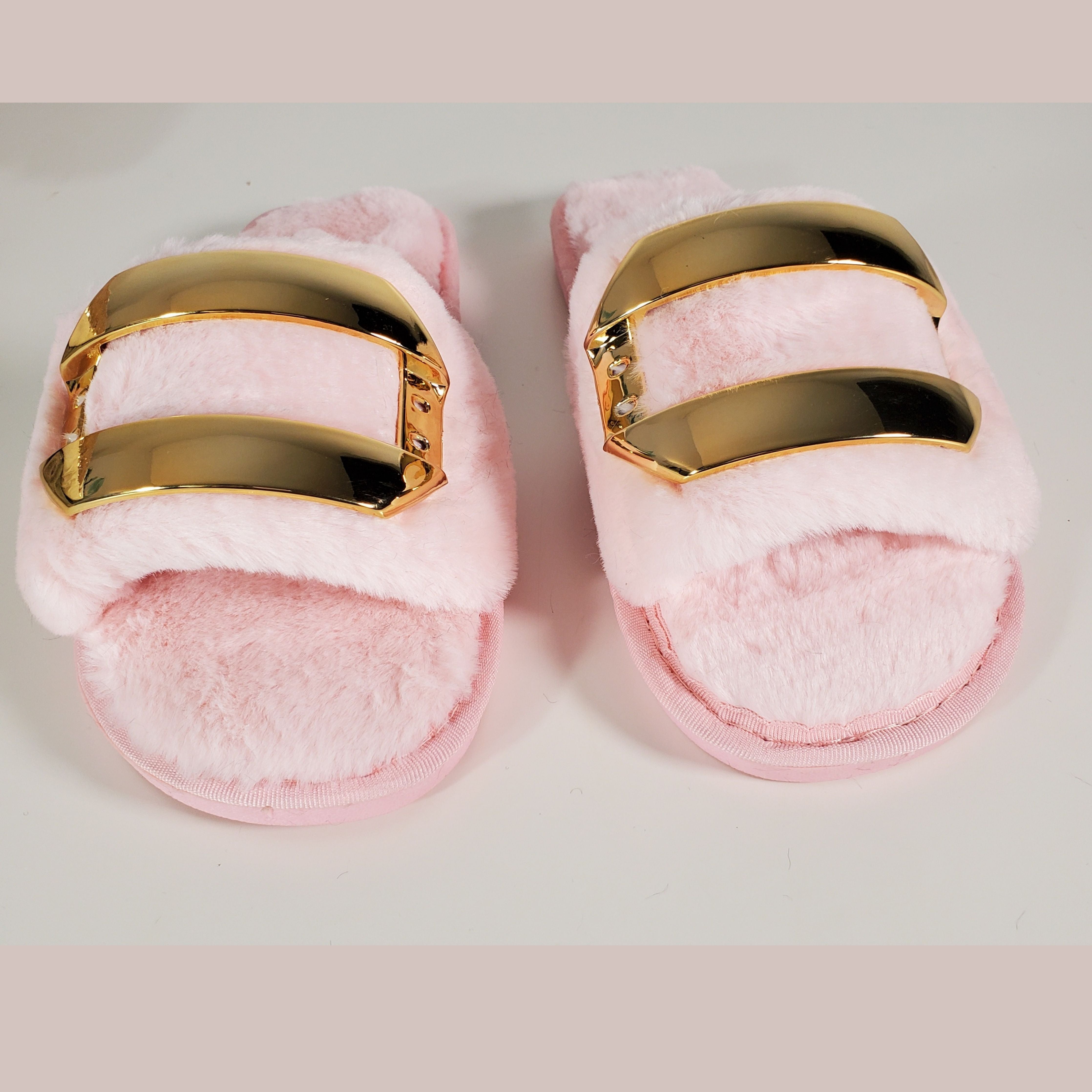 Pink Metal Buckle Plush Slippers