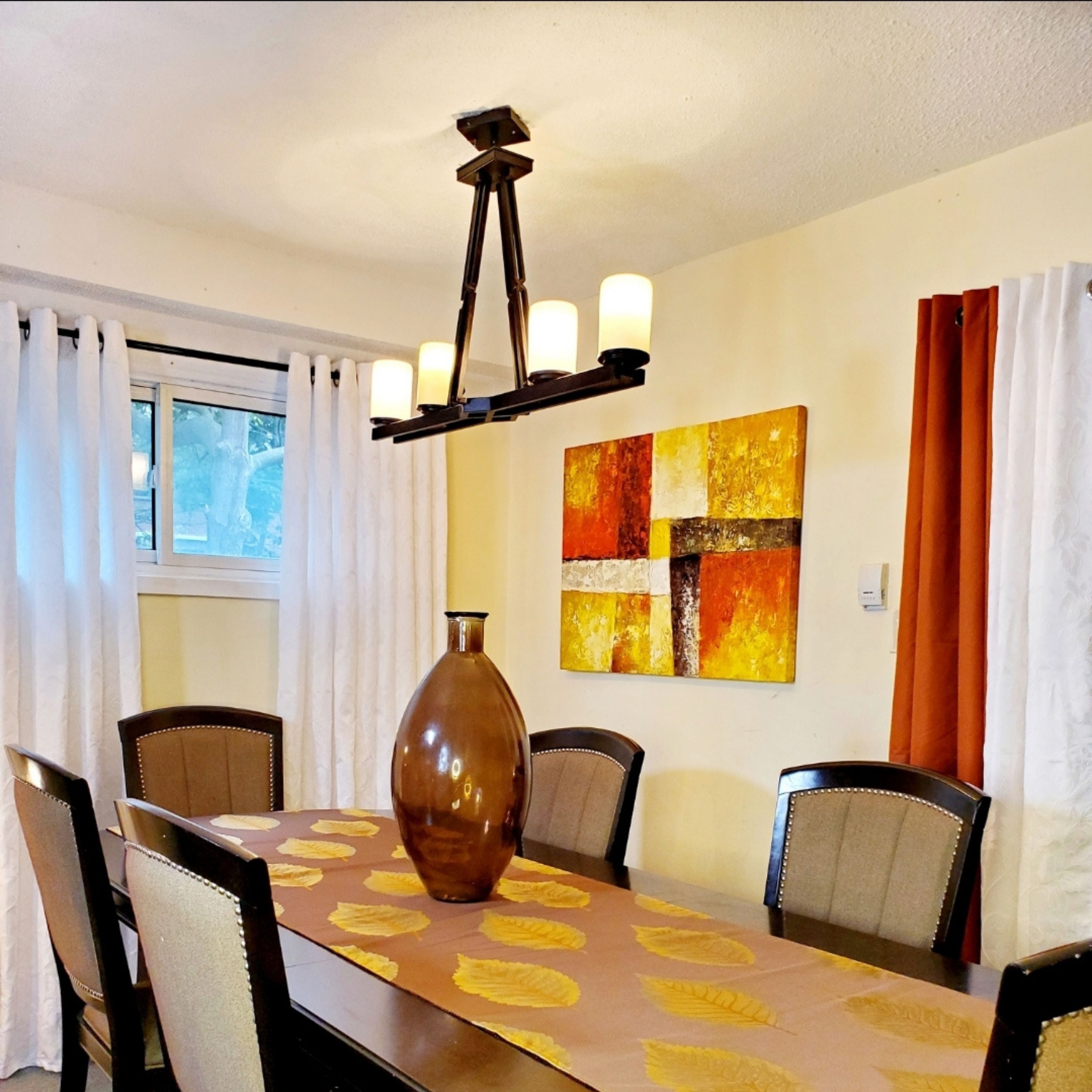 Brown Leaf Pattern Table Runner