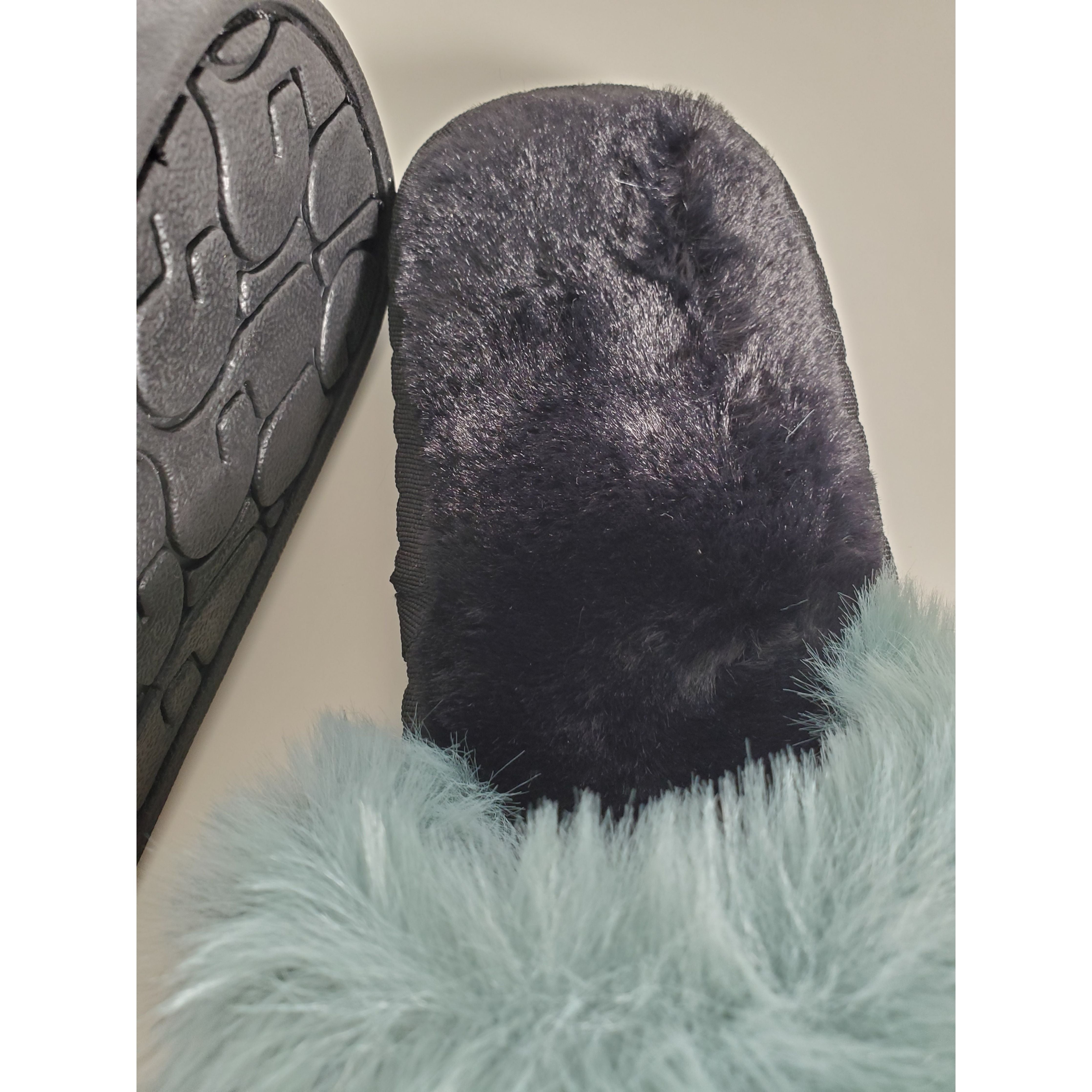 Haze-blue Metal Hollow Chain Furry Slippers