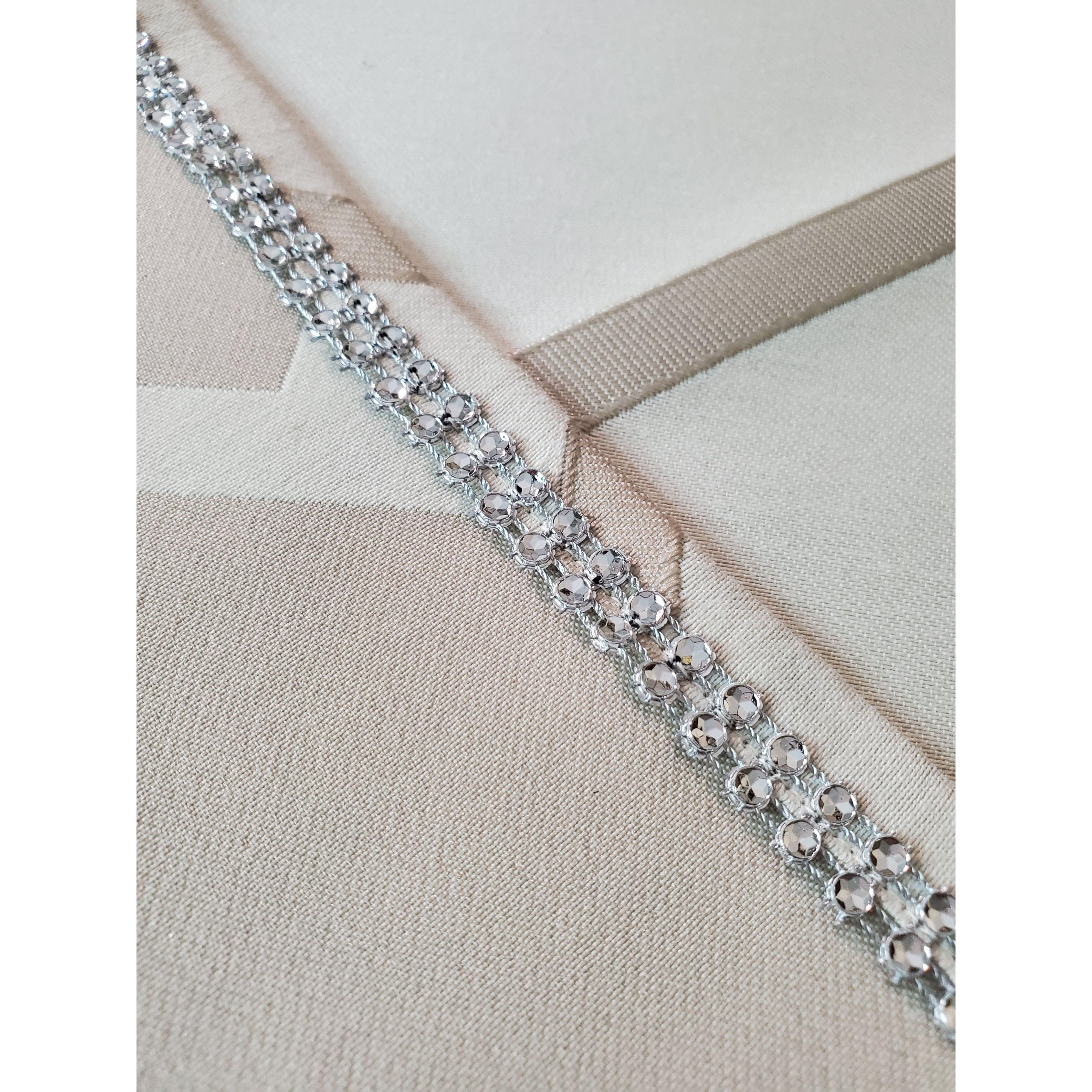 Two In One Ivory Rhinestone Mesh Table Runner - Samarlie