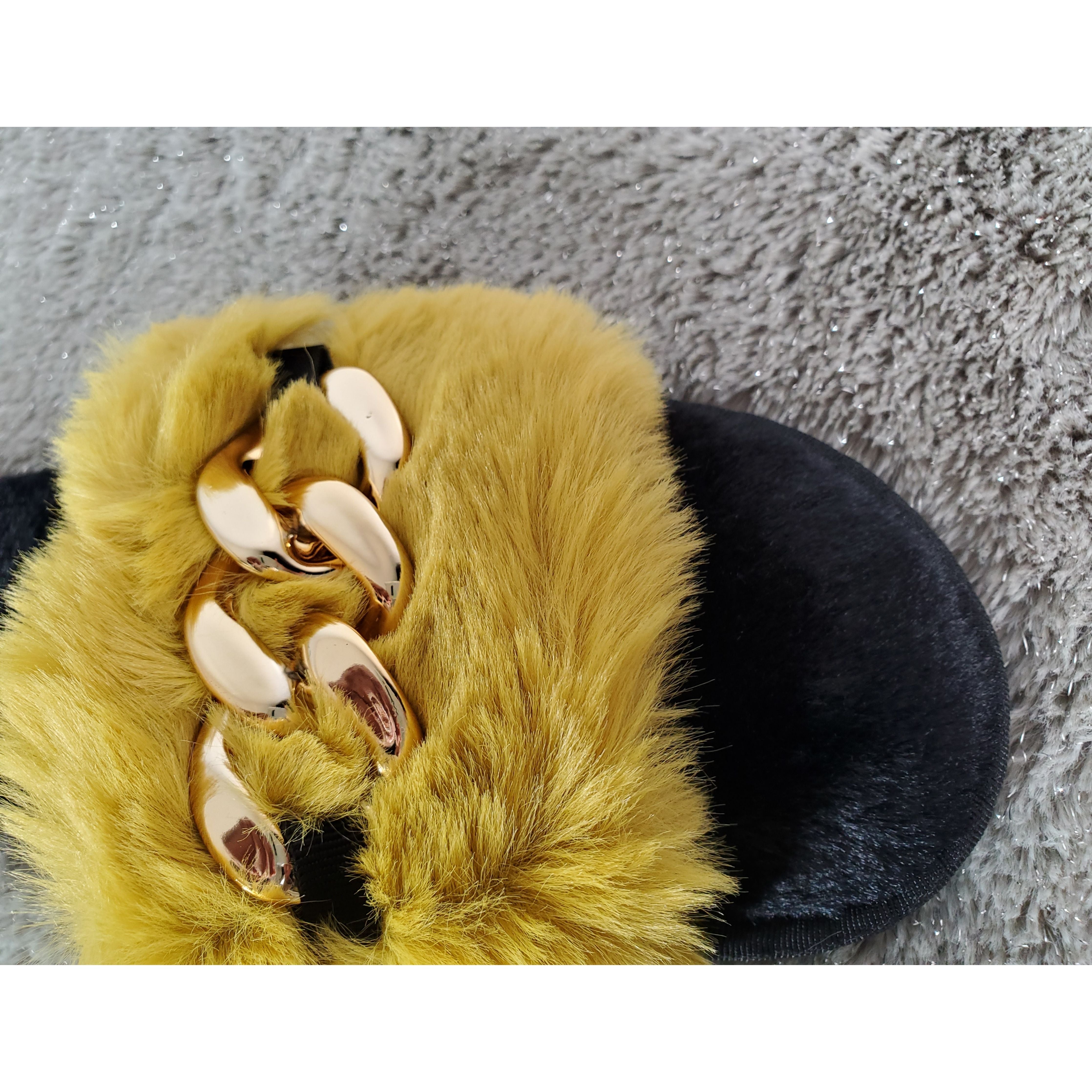 Lemon-Yellow Metal Hollow Chain Furry Slippers